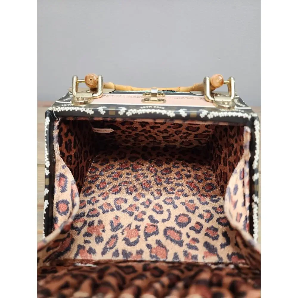 Purse CIGAR BOX Pocket book-Unique Beaded Art Deco Woman Leopard Print